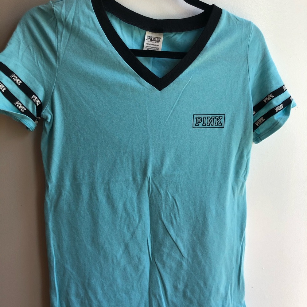 Victoria’s Secret PINK v-neck tee